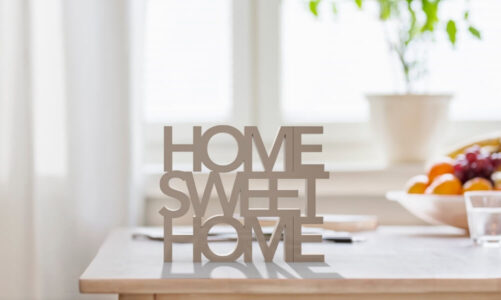 How to Decorate Your House with No Money
